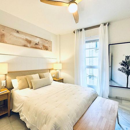 Nuevo Cathedral Deluxe Apartment Sinesedesignhomes Malaga Exterior photo